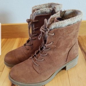 Women's Mossimo Boots-Size 6